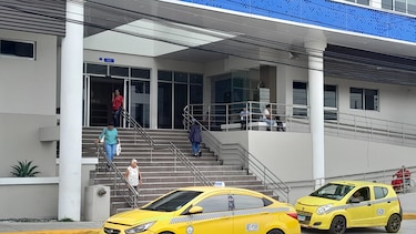 Entre farmacias y plataforma; el recorrido de los pacientes para conseguir sus medicamentos