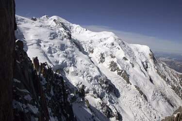 Mont-Blanc puede perder del 50% al 90% de sus glaciares de aquí a 2100