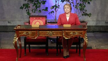 Bachelet niega haber autorizado actividades previas a su campaña electoral