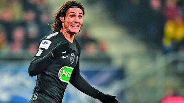PSG no tendrá a Cavani hoy para su compromiso de liga