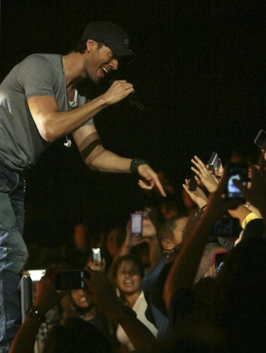 Enrique Iglesias causa furor en cierre de su gira en Nueva York
