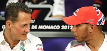 Mercedes anuncia el fichaje de Hamilton y la marcha de Schumacher