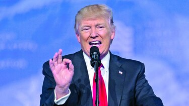 Trump intensifica su enemistad con los medios