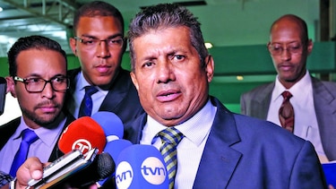 Suspenden a juez Felipe Fuentes y le imputan cargos