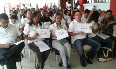 Empleados de los grupos Waked se reúnen en Colón con el ministro Carles