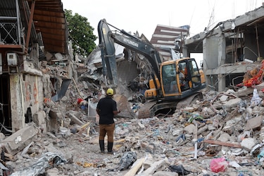 Defensoría colombiana alerta sobre falta de censo de damnificados por terremoto en Chocó