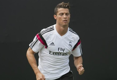 Cristiano Ronaldo iguala a Leo Messi con tres trofeos Goal 50 a mejor jugador