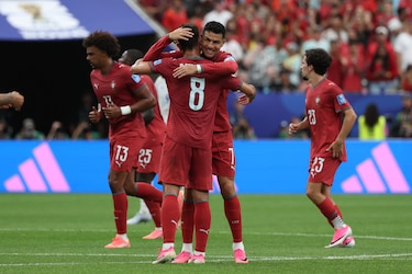 Cristiano Ronaldo calma la tormenta en Portugal