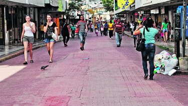 Evalúan EIA de obras en la peatonal