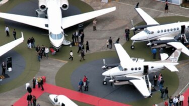 Embraer negocia asociación con Boeing a la cabeza