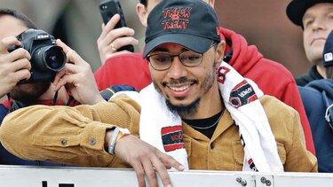 Cinco latinos ganan Guante de Oro en las Grandes Ligas