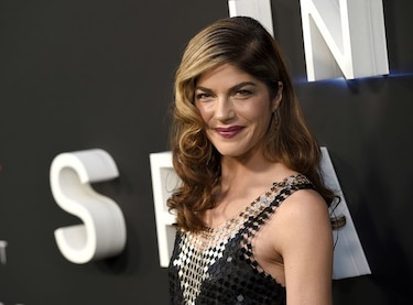Diagnostican a actriz Selma Blair con esclerosis múltiple