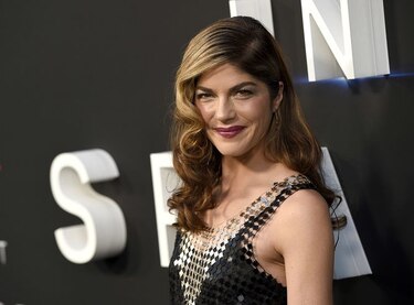 Diagnostican a actriz Selma Blair con esclerosis múltiple