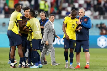 Ecuador se lamenta entre lágrimas