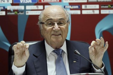 Blatter: Mundial de 2022 no será en enero o febrero