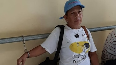 Periodista Ligia Arreaga sigue retenida en la ciudad de Puerto Armuelles