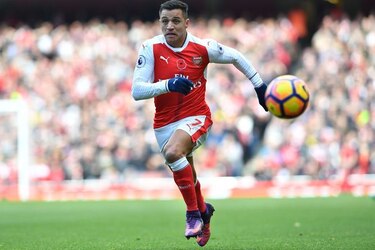 Alexis  Sánchez se lesiona y queda fuera de Chile