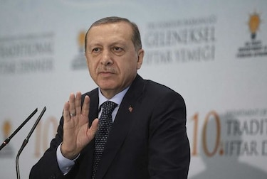 Recep Tayyip Erdogan: Turquía continuará apoyando a Catar