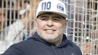 Psicólogo declara ante la fiscalía argentina en causa por muerte de Maradona