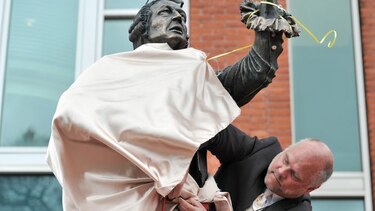 Fallece en accidente escultor de Martin Luther King Jr.
