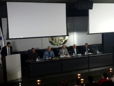Anuncian cambios en la organización de los desfiles patrios