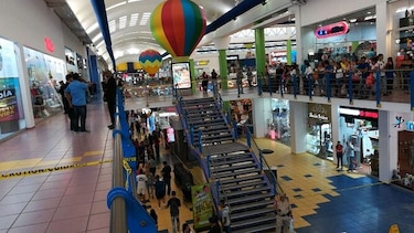 Policía Nacional: trataron de robar joyerías cuando explotaban los fuegos artificiales en  Albrook Mall