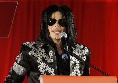 Canal de EU es acusado de explotar imagen de Michael Jackson