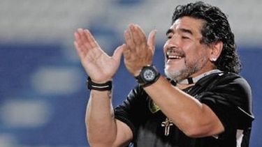 Maradona dirigirá en Emiratos Árabes