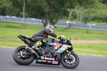 Daniel Gillette se llevó la victoria en la segunda fecha del Campeonato Nacional de Motovelocidad 