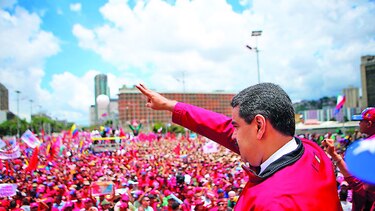 Acusaciones y amenazas oficialistas