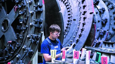 Recortan miles de empleos en General Electric