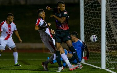 Un interesante Sporting-Árabe para abrir las acciones de la fecha 15