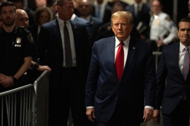 Los casos penales de Trump se desenredan a su favor tras vencer en las presidenciales