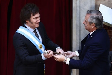 Un juez en Argentina ordena el enjuiciamiento por corrupción del expresidente Alberto Fernández