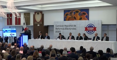 Se instala la Comisión Nacional de Reformas Electorales