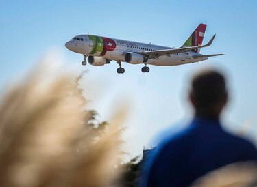 Venezuela suspende por 90 días operaciones de la aerolínea portuguesa TAP