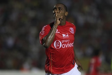 Panameño Luis Tejada y el argentino Germán Pacheco, figuras en el fútbol peruano