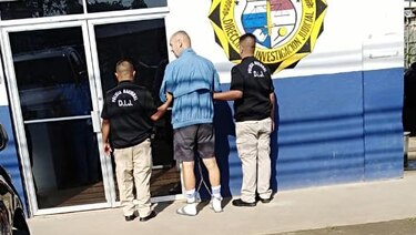Interpol y DIJ capturan a eslovaco en isla Colón; será extraditado