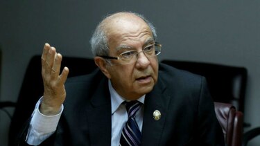 Universidad de Panamá aprueba compensaciones económicas para retiro voluntario de profesores