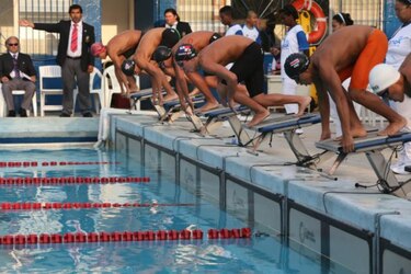 Panamá mantiene el dominio en regional de natación