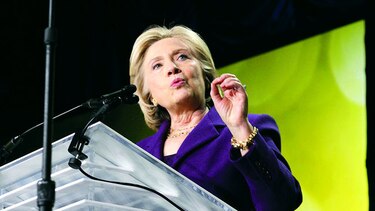 Hillary Clinton consideró conveniente usar su correo personal