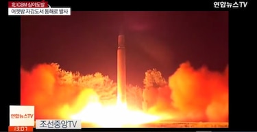 Corea del Norte lanza dos misiles balísticos en respuesta a las maniobras marítimas de Seúl, Tokio y Washington