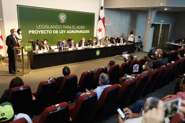 El proyecto de ley que crea los agroparques pasa a segundo debate