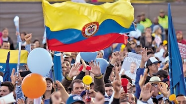 Más de 1,100 auditores y observadores vigilarán las elecciones presidenciales en Colombia