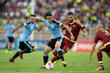 Uruguay empata ante Venezuela y está a un paso de clasificar
