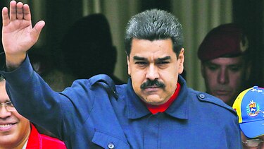 Marcha chavista reta a la oposición