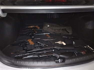 Decomisan 13 armas de fuego en un apartamento en Betania