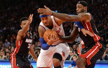 Knicks parecen despertar con triunfo sobre los Heat