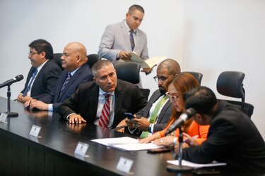 Diputado Ronald De Gracia, de RM, presidirá la Comisión de Economía y Finanzas