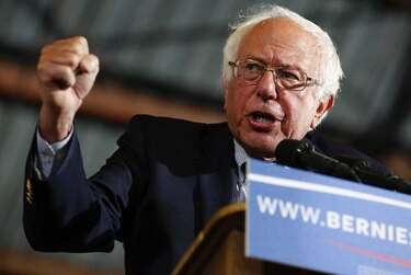 Sanders bajo presión para que abandone la contienda